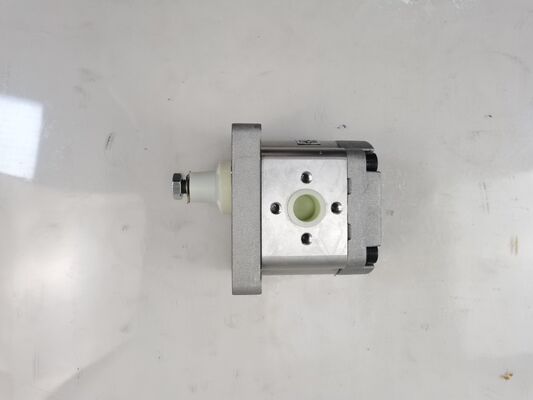 Calidad  Hydraulic Gear Pump Hydraulic Parts 1016L-190 Cast Iron  Aluminum alloy Materials Oil Gear Pump Steering device Replacement Spare Parts Factory Supply Fábrica