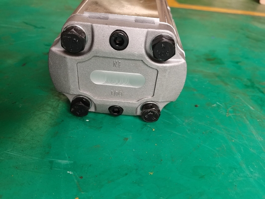 CBTL1-F416F416-ALΦ Serie CBT Bomba de engranaje de aluminio para camiones de descarga / horquillas / grúas