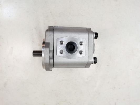 KRP4-25-L-10T Bomba de engranajes Komatsu GD605A GD655A WA100 WA100SS WA100SSS WA120 WA120L WR11 WR11SS Alta calidad