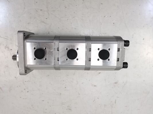 3 Etapas de la bomba de engranaje hidráulico 16+16+16-10T-R Materiales de alta calidad de hierro y aleación de aluminio gama para maquinaria de construcción Fabrica de suministro de piezas de repuesto hidráulicas