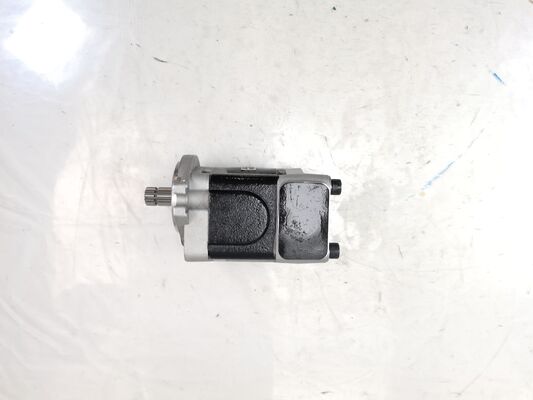 Bomba de engranajes hidráulica de alta calidad 343ZYGA Gama de materiales de aleación de hierro y aluminio para maquinaria de construcción Suministro de fábrica Piezas hidráulicas