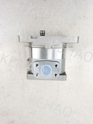 705-38-30060 Bomba de engranajes hidráulica de alta presión Grado industrial Aceite para engranajes Reemplazo hidráulico para equipos de construcción