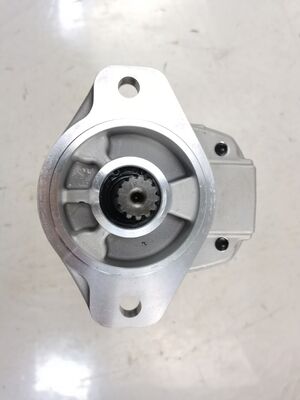 Komatsu Gear Pump 705-57-21000 Oil Pump Cast Iron Aluminum alloy materialsl Pump 150bar-250bar Pressure Hydraulic Parts for Construction Machinery