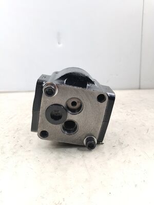 JCB Bombas de engranajes hidráulicos Materiales de aleación de hierro fundido y aluminio Bombas de transferencia de aceite de grado industrial Partes de reparación hidráulica Suministro de fábrica