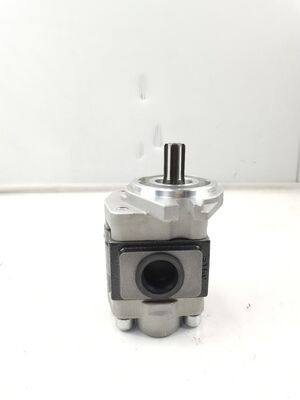 Bombas hidráulicas CBHZA Serie de engranajes CBHZA-F32-A1LH6L Materiales de aleación de hierro fundido y aluminio Bombas de transferencia de aceite de grado industrial para piezas de maquinaria pesada