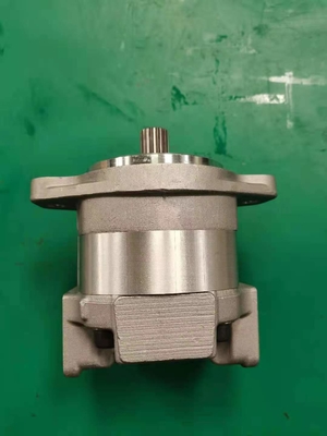 705-22-29000 motor Assy Komatsu Parts Bulldozers D455A 5.75kgs de SAR28 13T